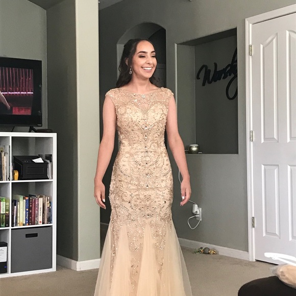 Prom Dress - Picture 2 of 4